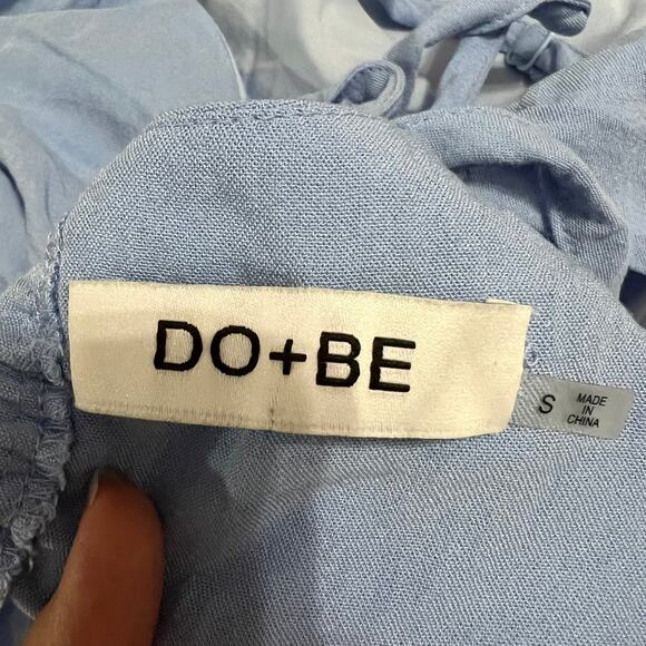 DO+BE Blue Crop Top Blouse size Medium - Picture 4 of 5